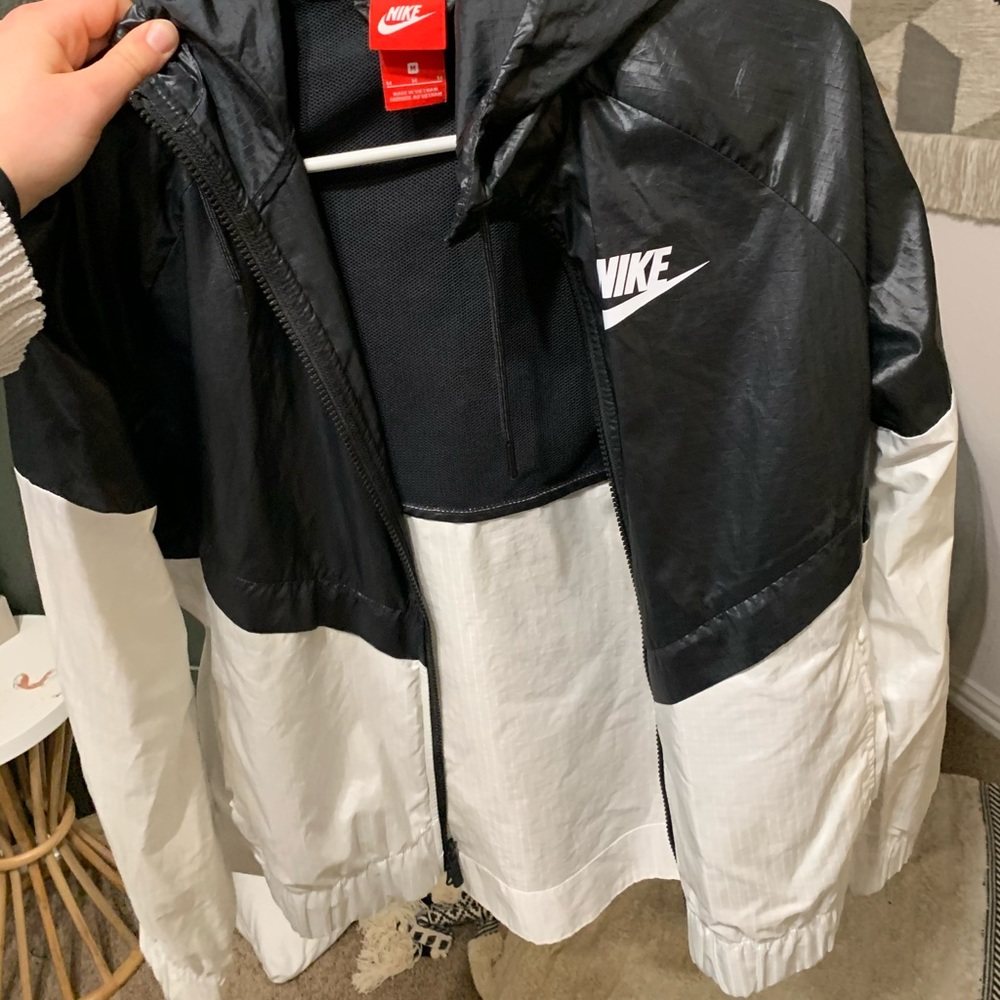 Nike windbreaker